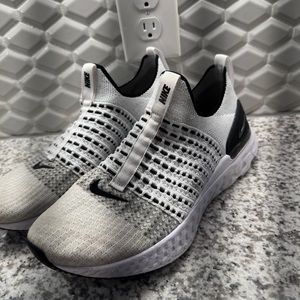 Nike FlyKnit Running shoes